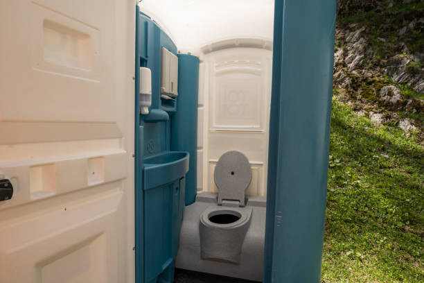 Best Temporary restroom rental  in Sellersburg, IN